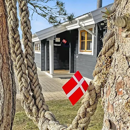 Stacie - 10m From The Sea By Interhome Gedser