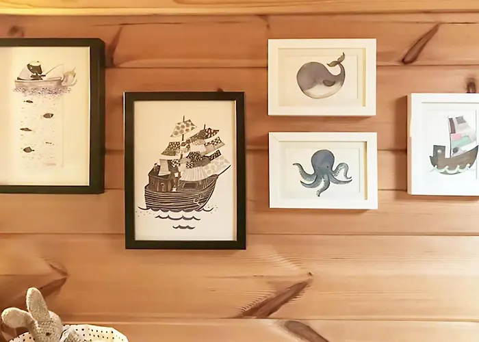 Stacie - 10m From The Sea By Interhome *