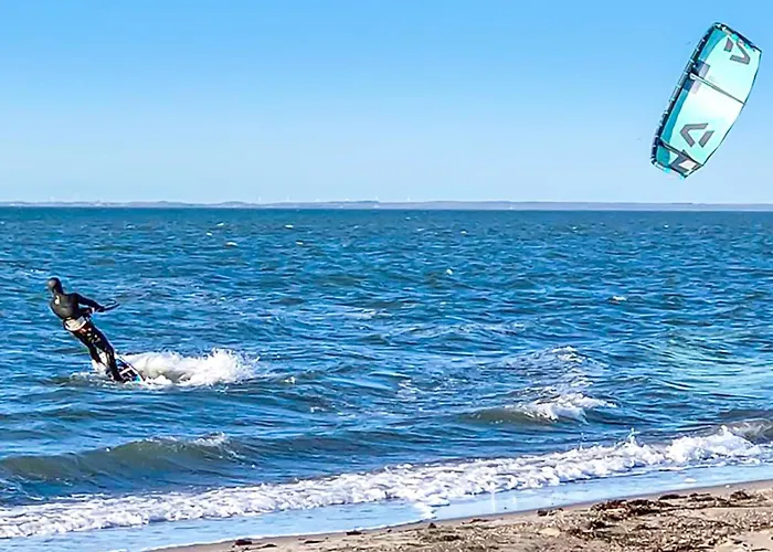 Stacie - 10m From The Sea By Interhome *